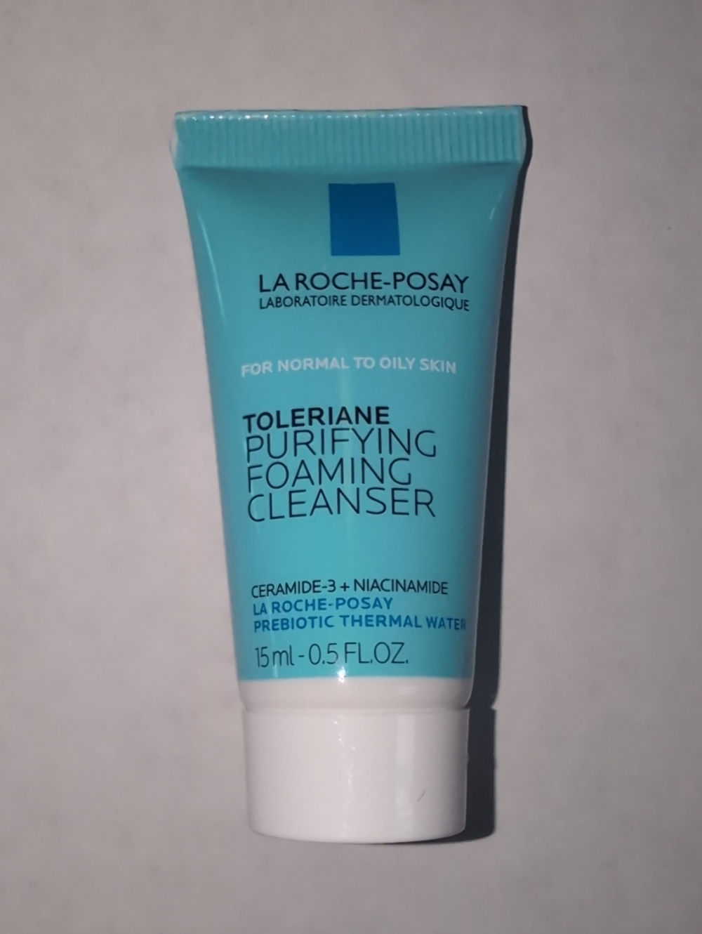 LA ROCHE-POSAY Toleriane Hydrating & Purifying Skincare Set - Picture 2 of 5